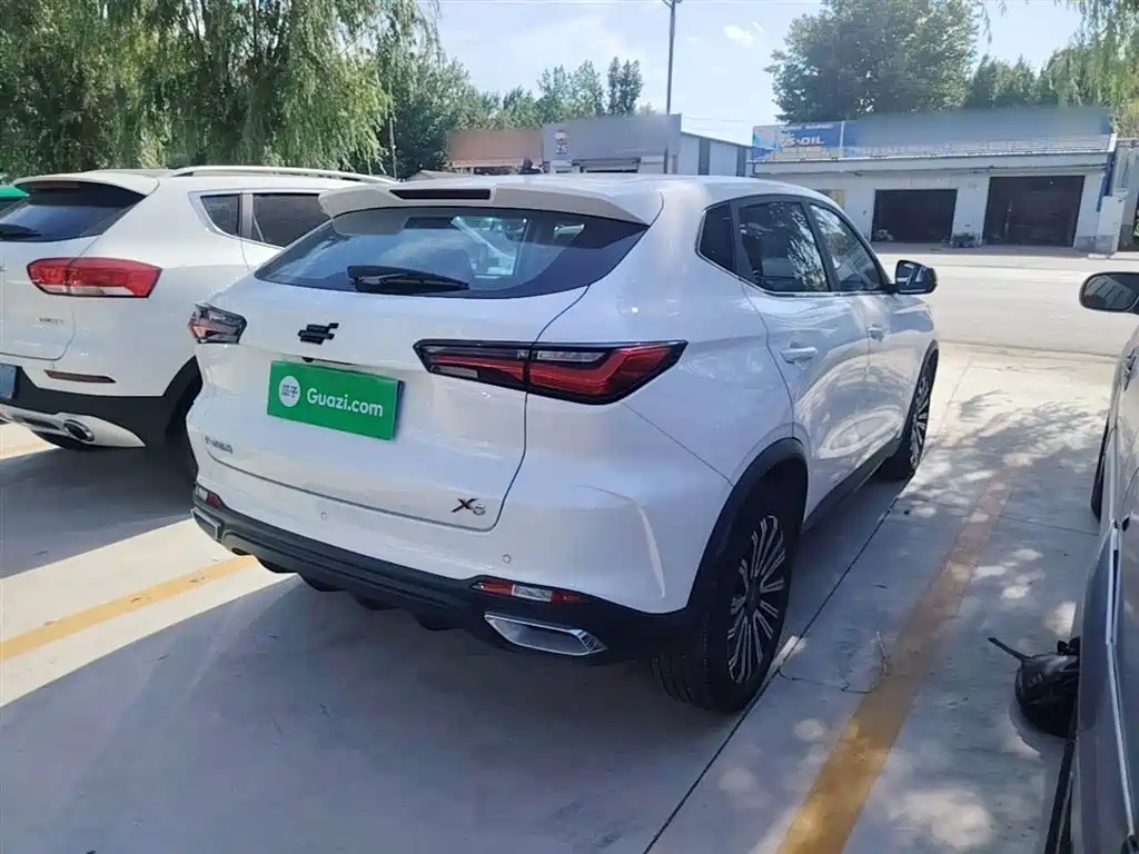 Changan Oshan X5 1.6 L CVT Premium