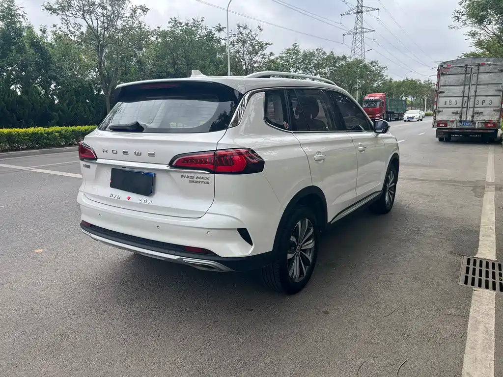Roewe RX5 MAX 300 TGI Auto 4 G Connected Luxury