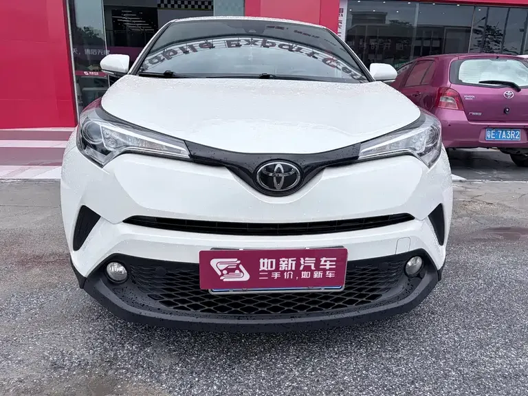 Toyota C-HR 2.0 L Leading CN-V