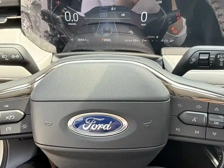 Mondeo Facelift EcoBoost 245 Luxury