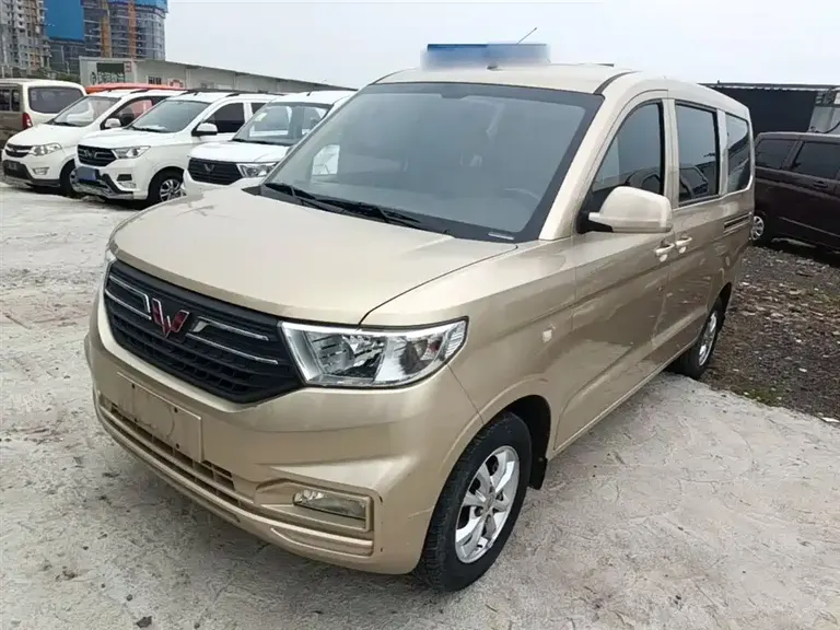 Wuling Hongguang V 1.5 L Power Enjoyment Electric Assist LAR