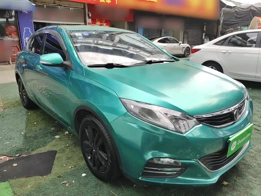 Eado XT 1.6 L Auto Handsome Cool CN-IV
