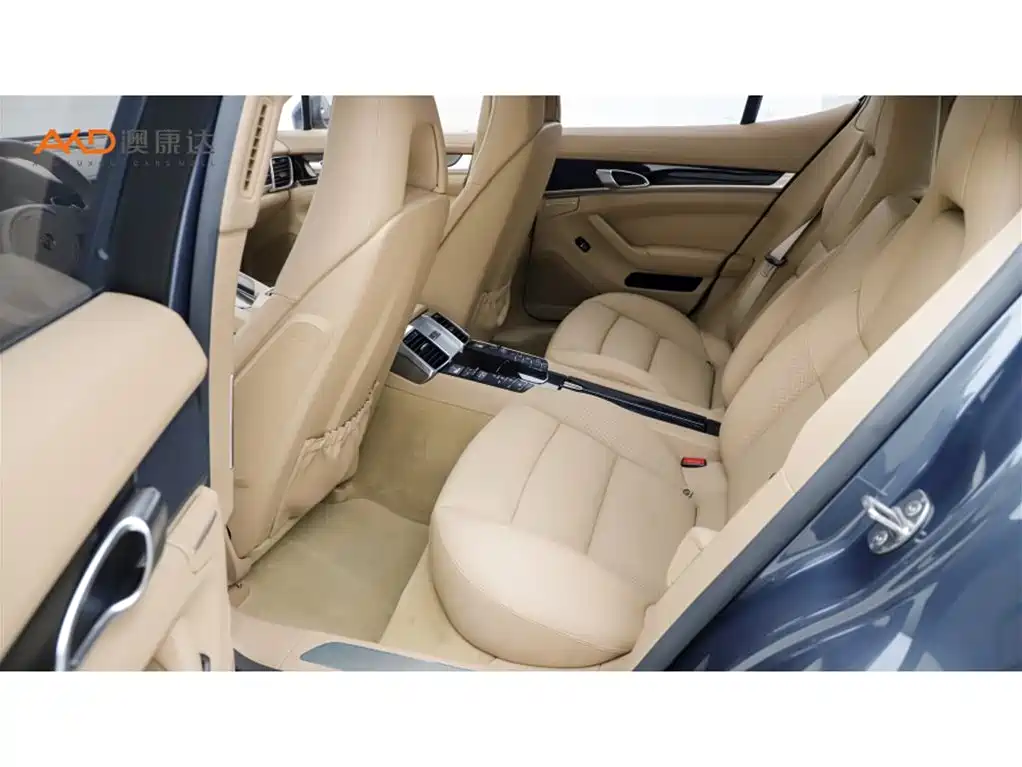 Panamera Panamera2014款 Panamera 4 3.0 T