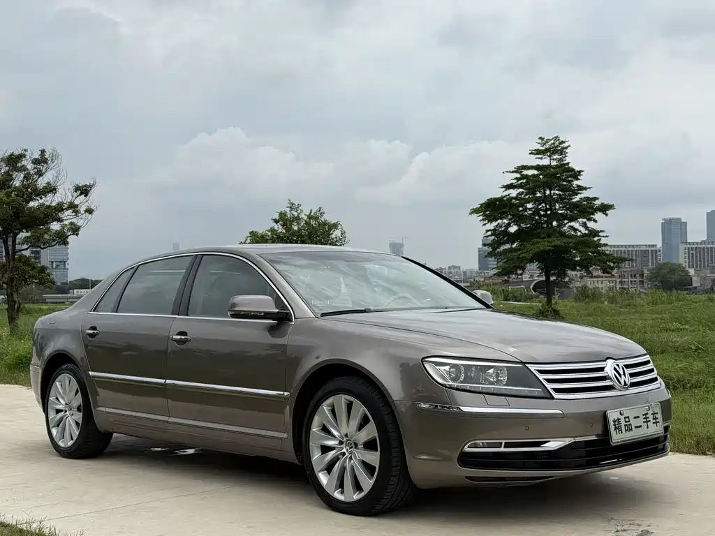 Phaeton 3.6 L V6 4-seat Extended Individual