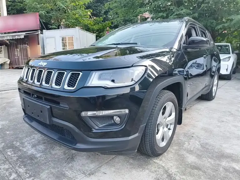 Jeep Compass 220 T Auto Home Enjoyment