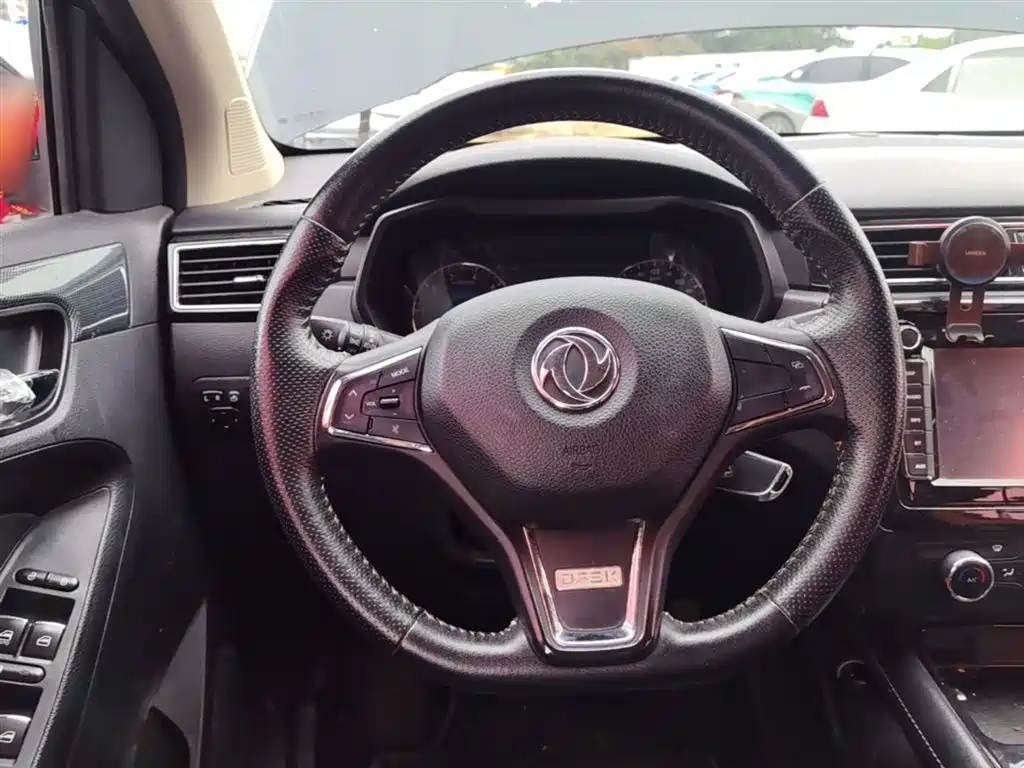 Fengguang 580 1.5 T CVT Comfort