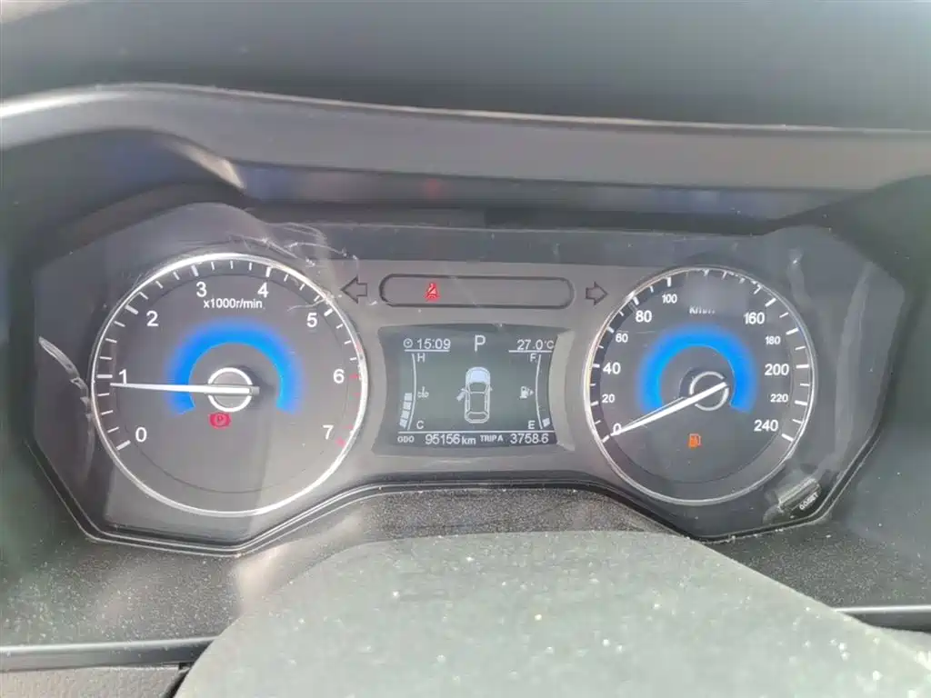 Fengguang 580 1.5 T CVT Comfort