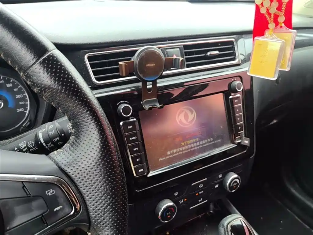 Fengguang 580 1.5 T CVT Comfort