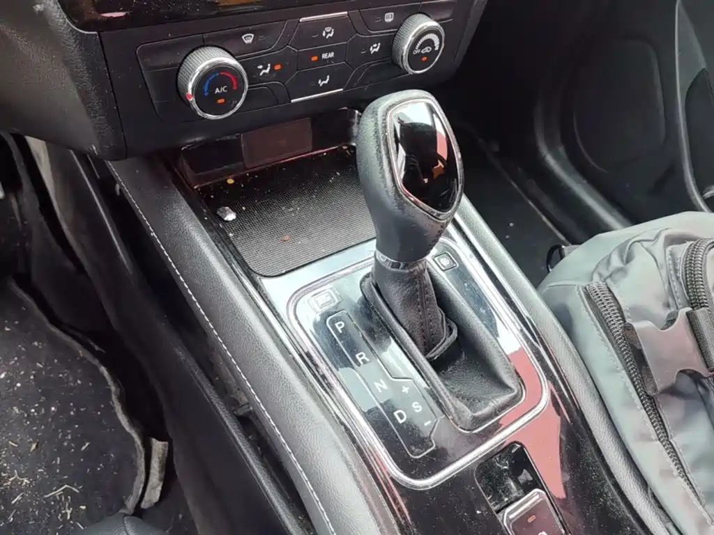 Fengguang 580 1.5 T CVT Comfort