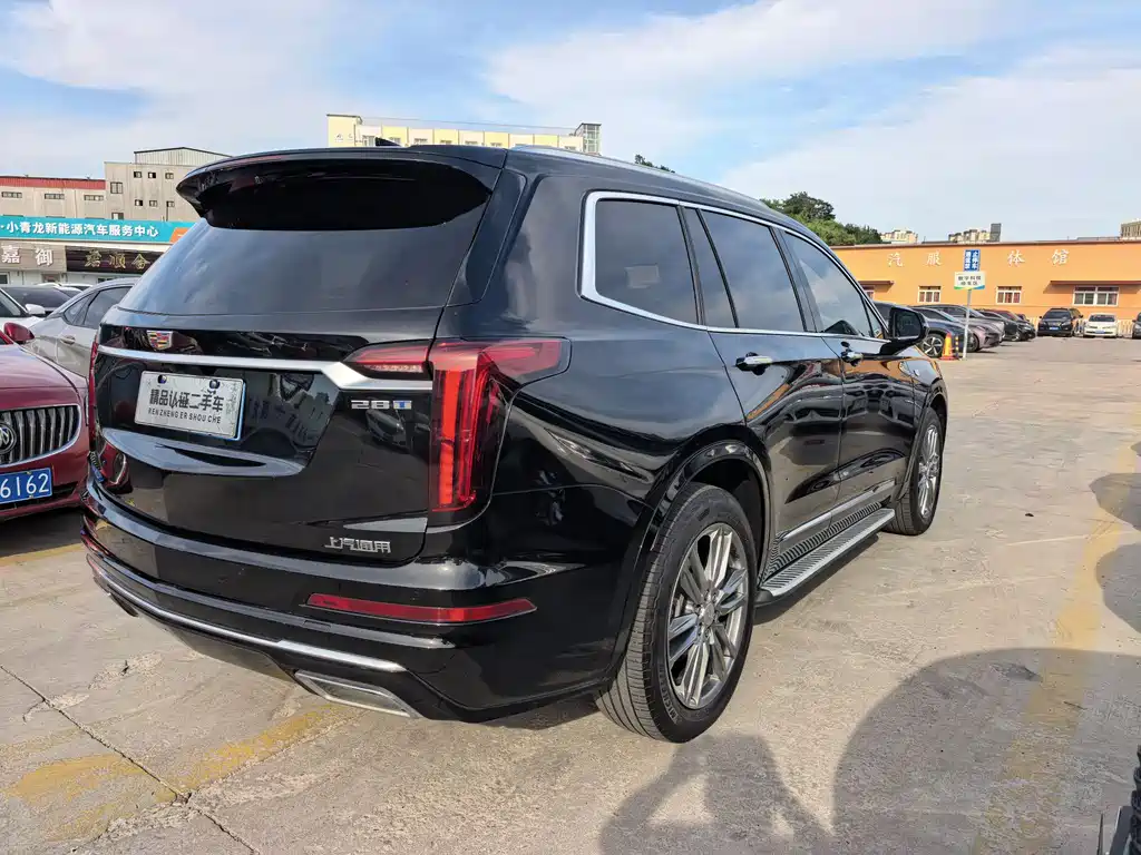 Cadillac XT6 2.0 T 7-seat 2 WD Luxury