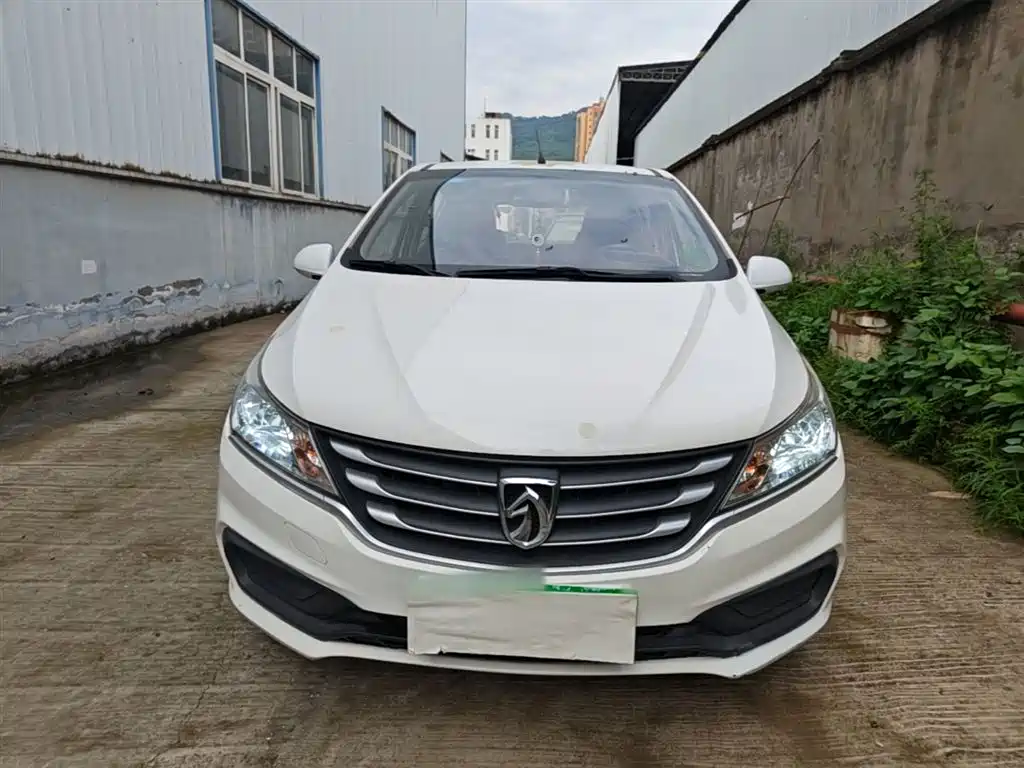 Baojun 310 1.2 L Manual Comfort