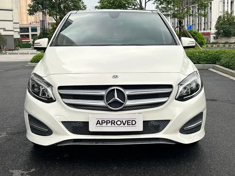 Mercedes-Benz B-Class B 200 Fashion