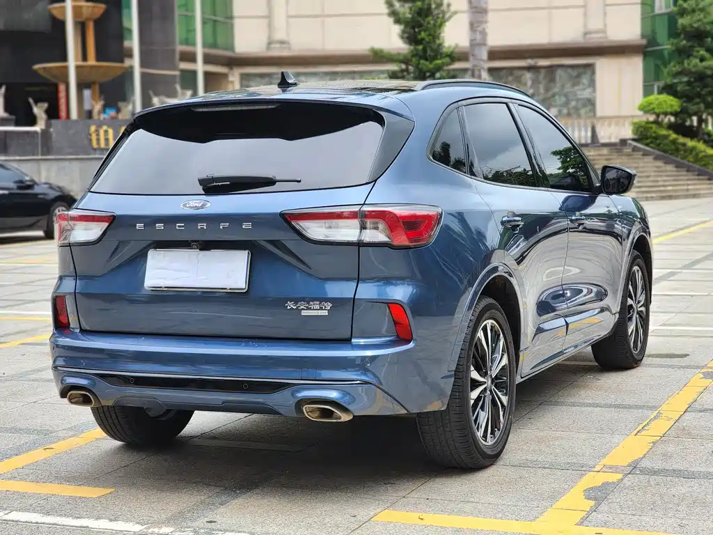 Escape EcoBoost 245 4 WD Indulge ST-LINE