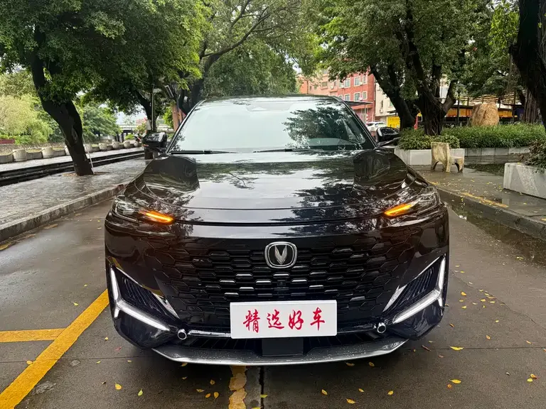 Changan UNI-K 2.0 T Distinguished