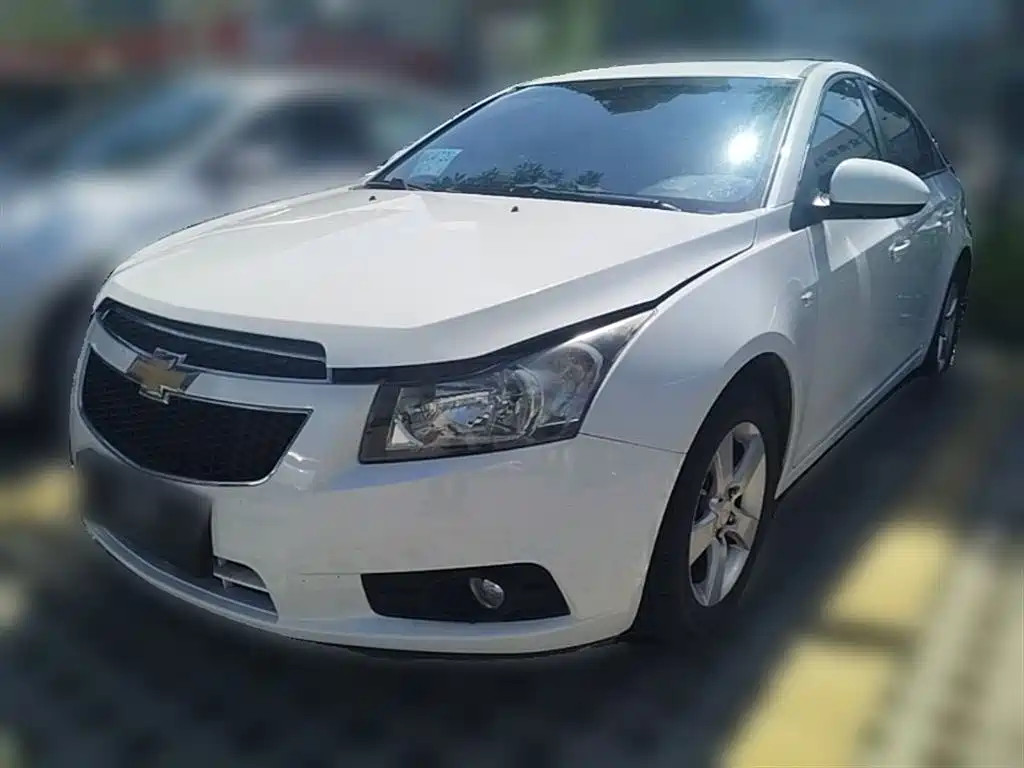 Cruze 1.8 L SE AT