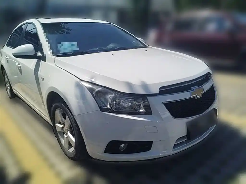 Cruze 1.8 L SE AT