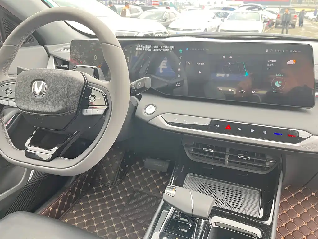 Ruicheng PLUS 1.5 T DCT Luxury