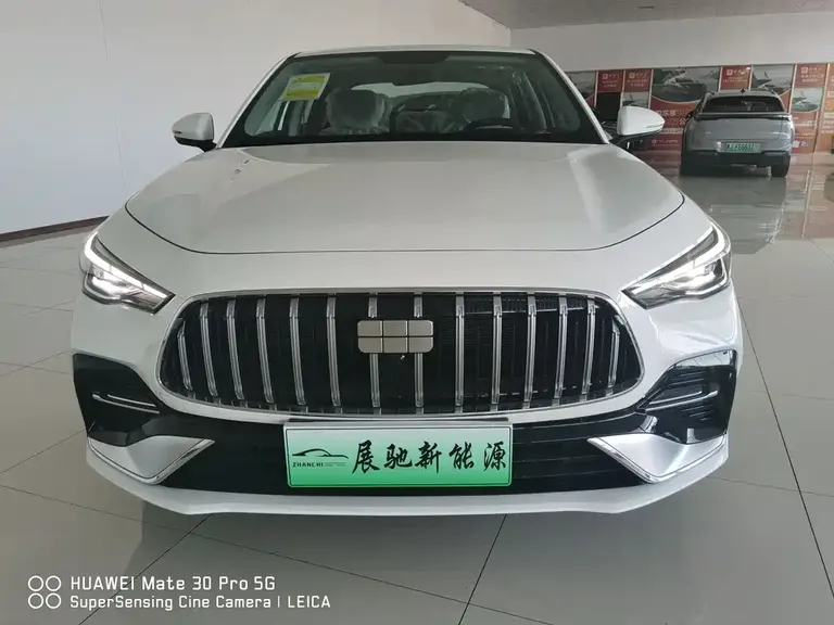 Geely Galaxy Xingyao 6 125 km Freedom