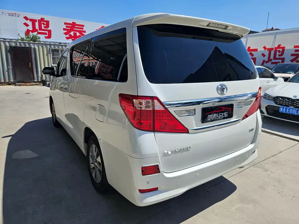 Alphard 3.5 L Luxury