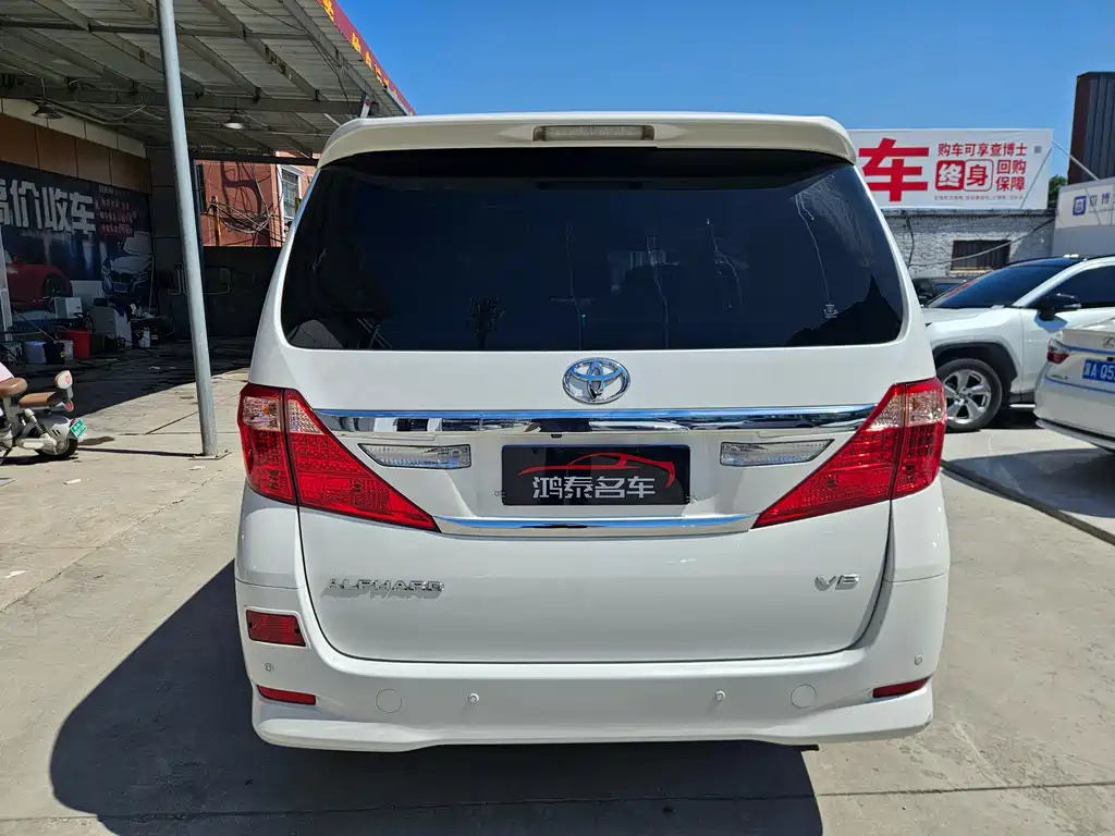 Alphard 3.5 L Luxury