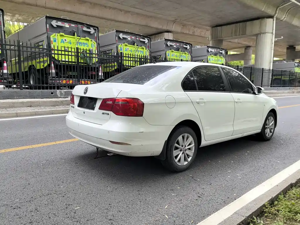 Jetta 捷达 2015款 质惠版 1.4 L 手动舒适型