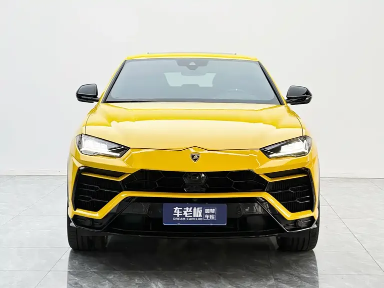 Lamborghini Urus 4.0 T V8
