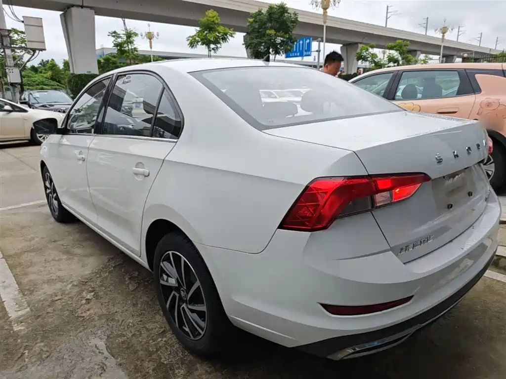 Rapid 昕锐 2020款 1.5 L 自动舒适版