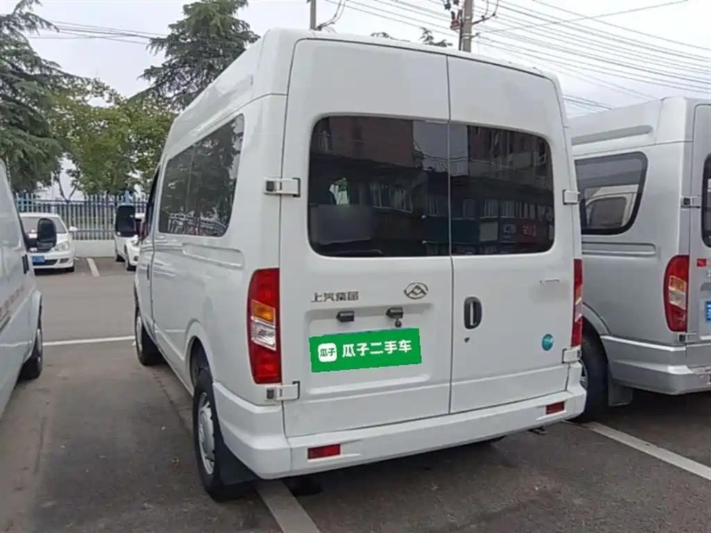 Xintu V80 2.0 T Manual Classic Aoyuntong SWB Mid Roof 5 6-seat