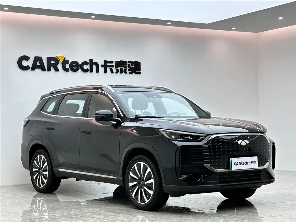 Fengyun T8 1.5 T 130 km Premium 5-seat