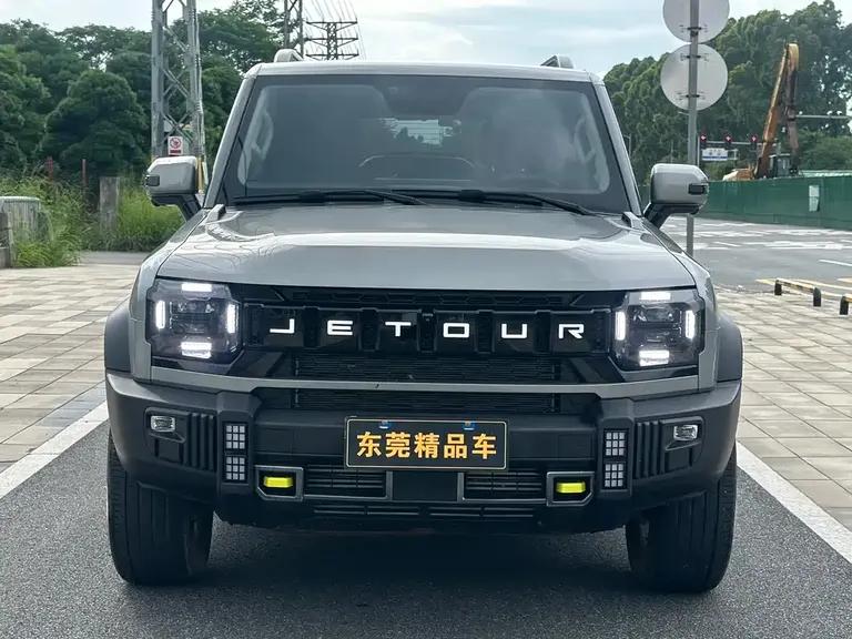 Jetour Traveller 2.0 T 4 WD Cross