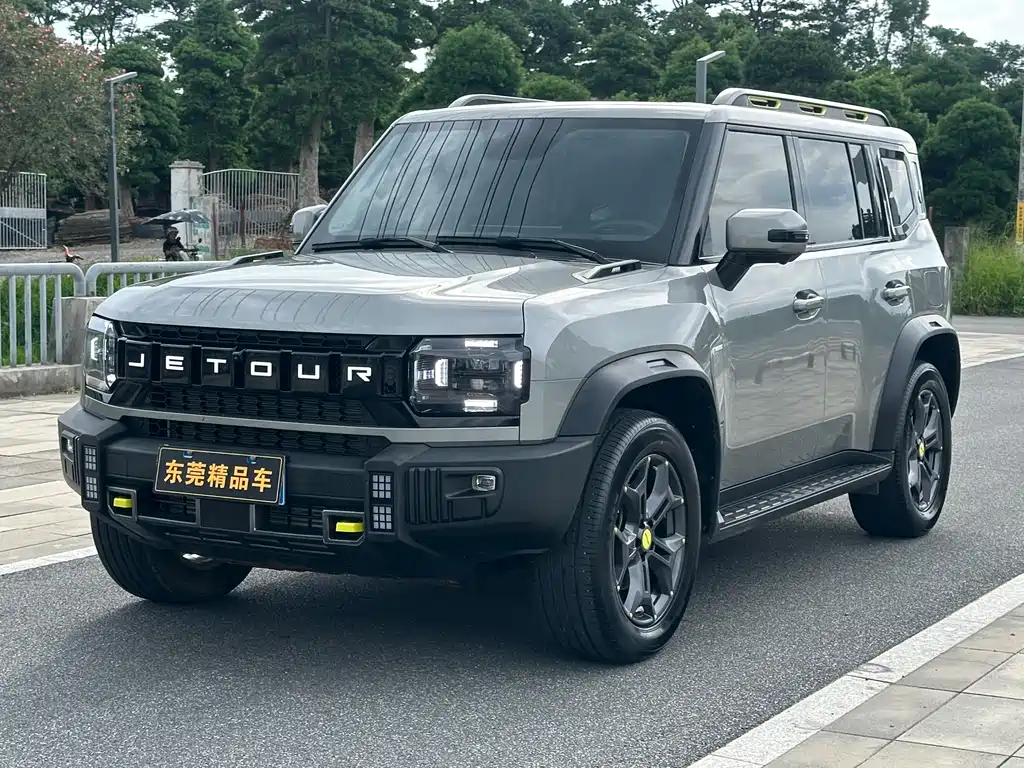 Jetour Traveller 2.0 T 4 WD Cross