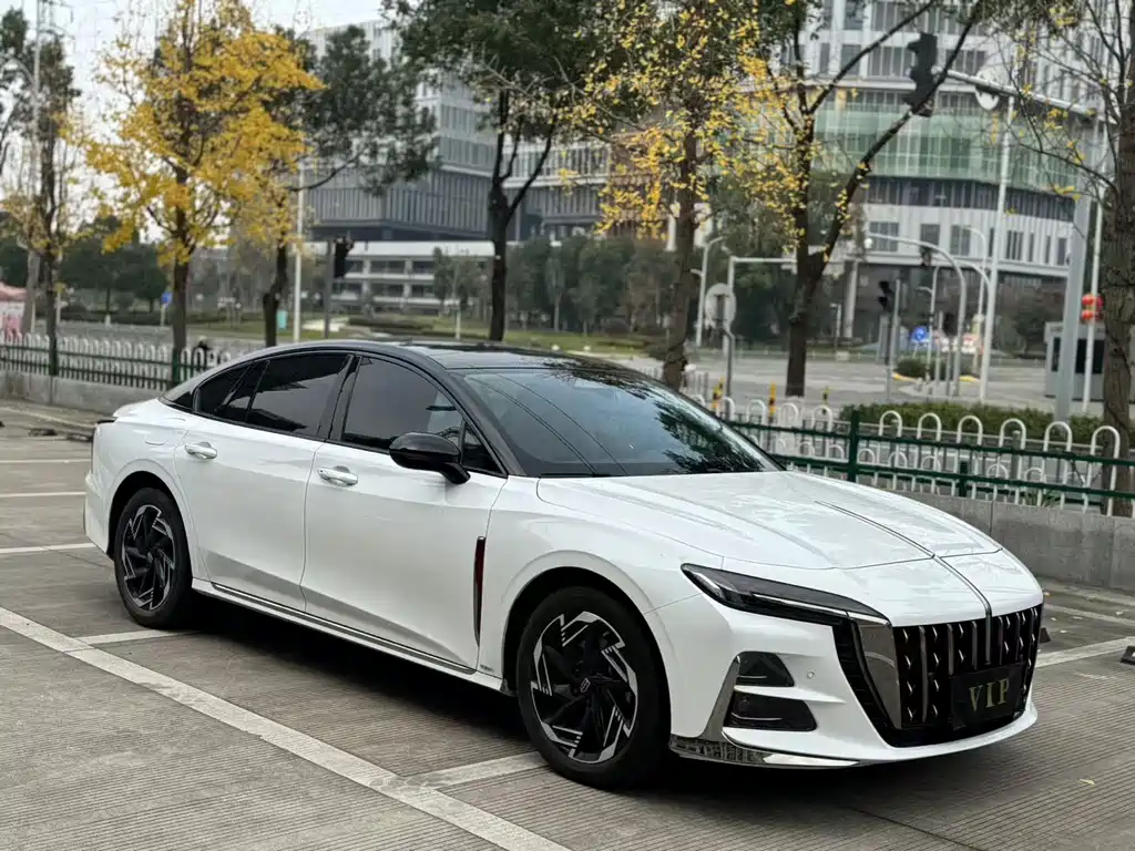 Hongqi H6 2.0 T Zhishang
