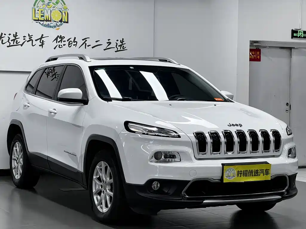 Cherokee 2.4 L Leading Intelligent