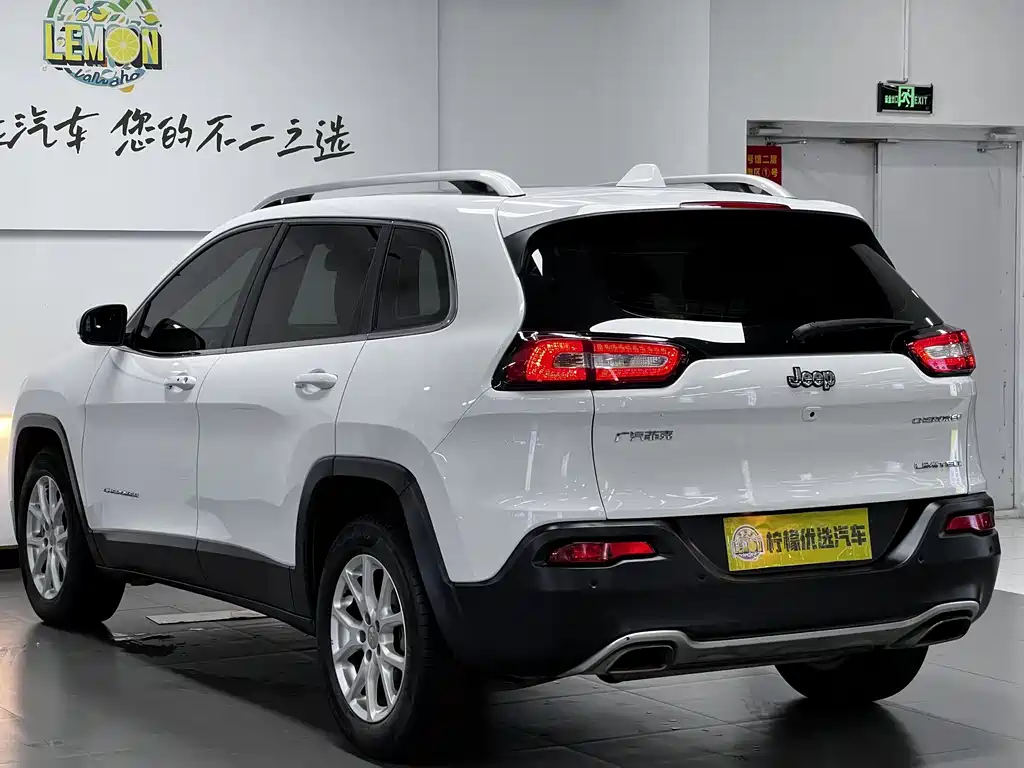 Cherokee 2.4 L Leading Intelligent