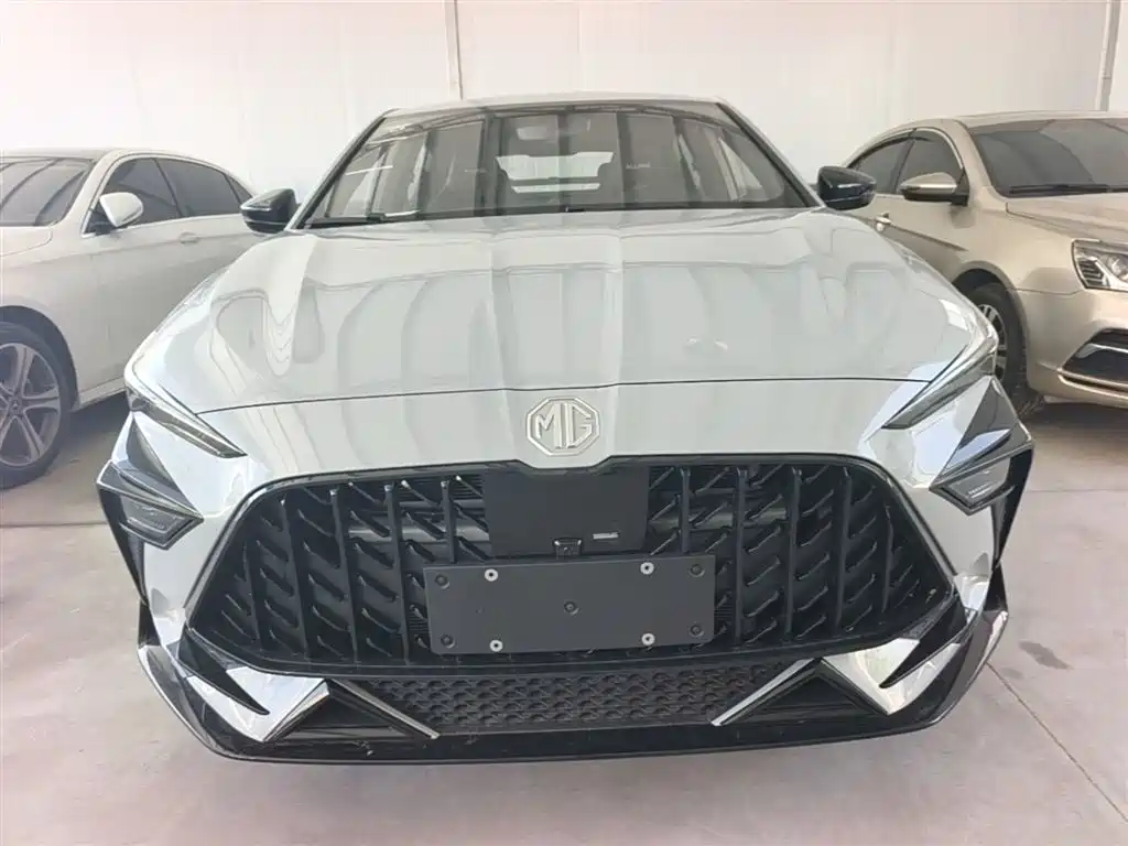 MG6 MG6 2025款 1.5 T XLINE 猎鲨版