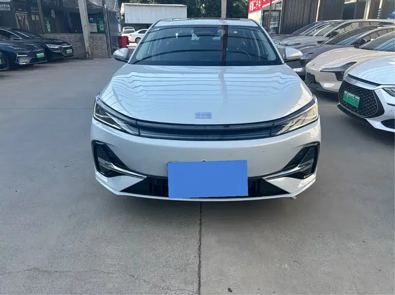 Geely Galaxy A7 银河A7 EM 2025款 EM-i 150 km 探索+版
