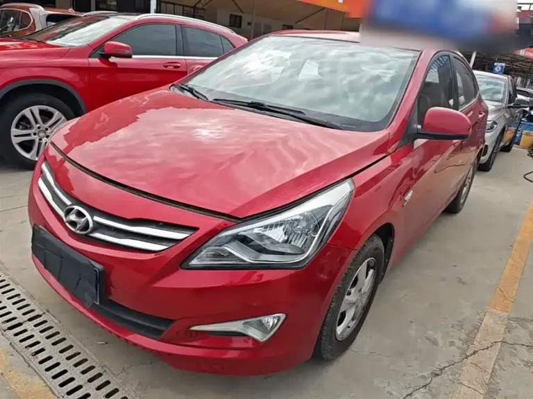 Hyundai Accent 1.4 L Auto Intelligent GLS