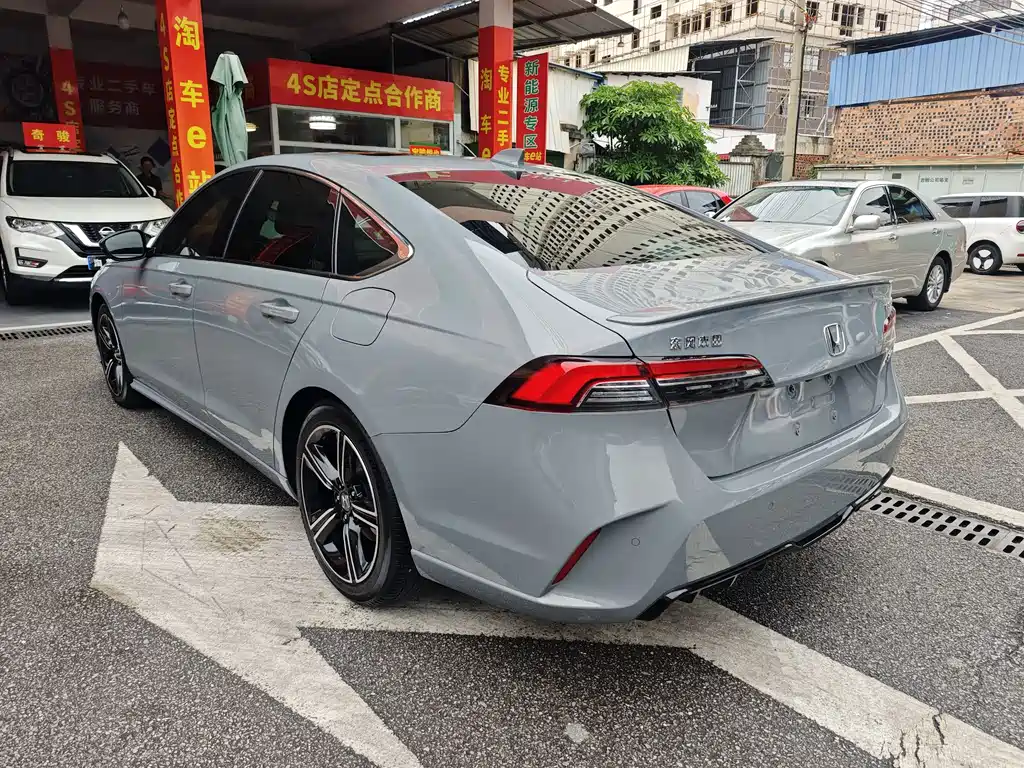 Inspire 英仕派 2024款 260 TURBO 精逸版