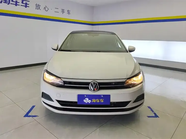 Volkswagen Polo Plus 1.5 L Auto Panoramic Pleasure