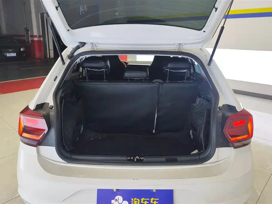 Polo Plus 1.5 L Auto Panoramic Pleasure