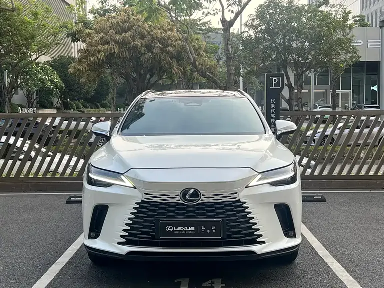 Lexus RX NEV 450 h+ 4 WD Smooth Enjoyment