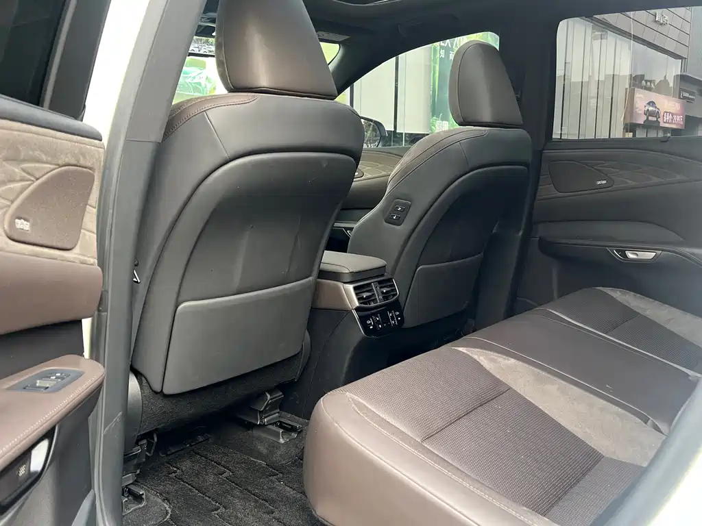 Lexus RX NEV 450 h+ 4 WD Smooth Enjoyment