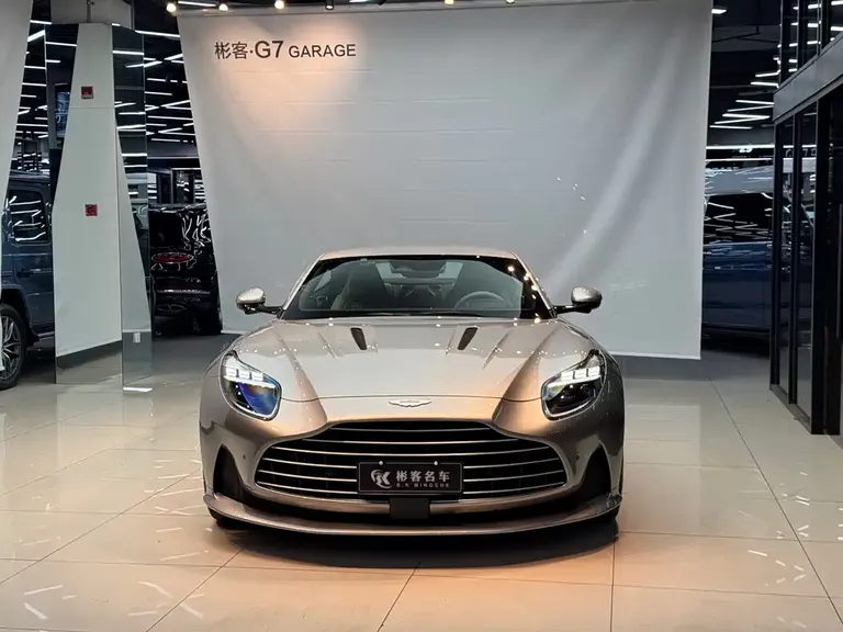 Aston Martin DB12 4.0 T V8 Coupe