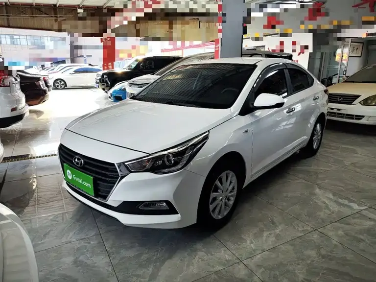 Hyundai Verna 1.4 L Manual Cool GLS