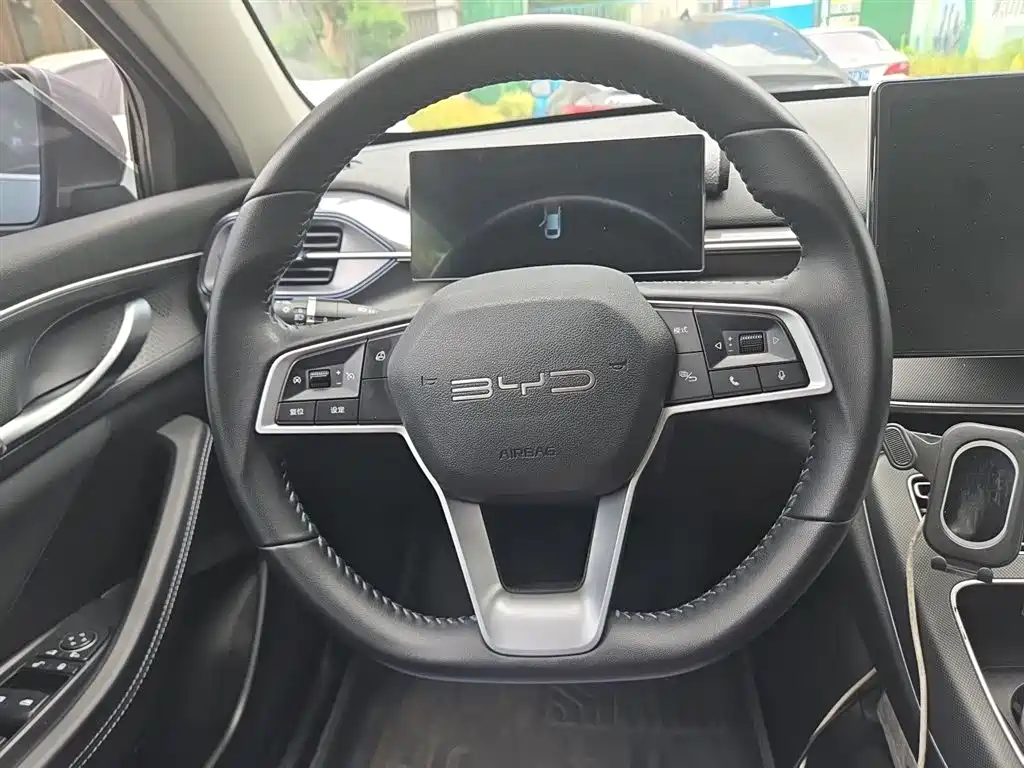 Destroyer 05 Glory DM-i 55 KM Luxury