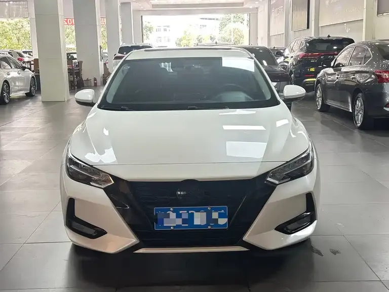 Nissan Sylphy 1.6 L XL CVT Joy