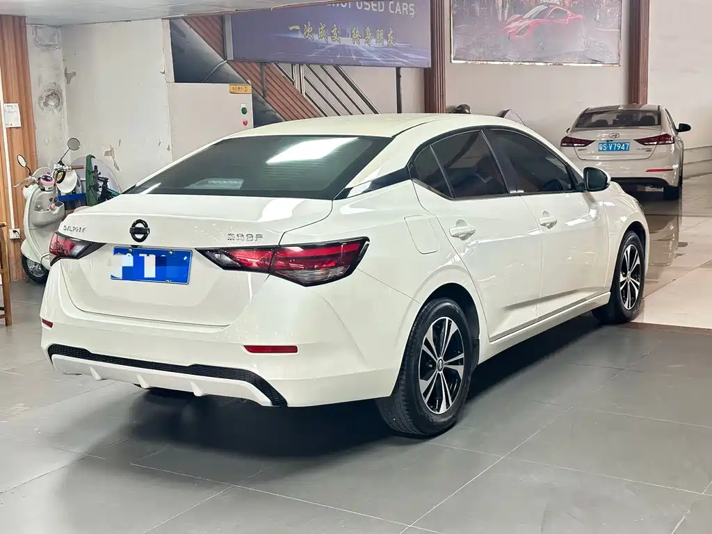 Sylphy 1.6 L XL CVT Joy