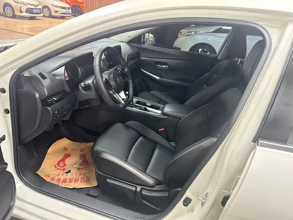 Sylphy 1.6 L XL CVT Joy