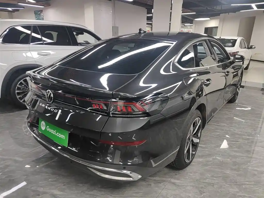 Lamando Lamando L 280 TSI DSG Spicy Cool