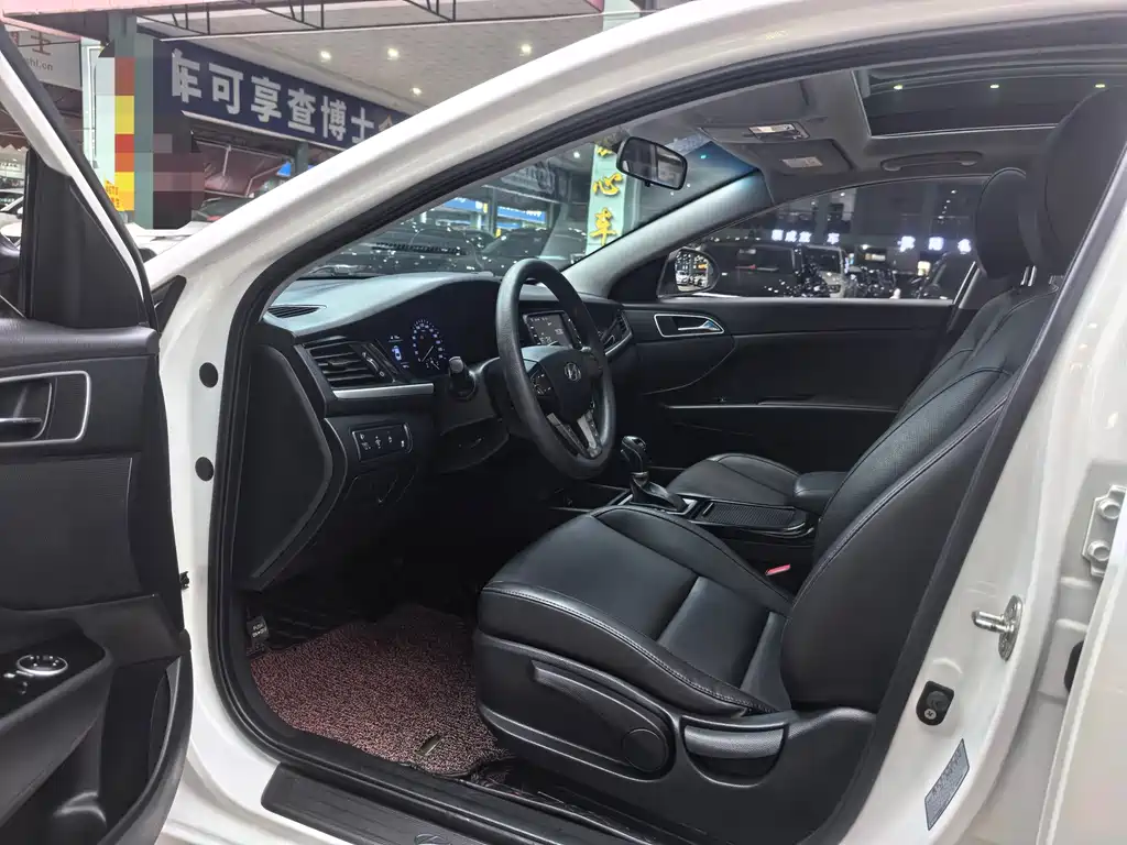 Mistra 1.8 L Auto Intelligent GLS CN-V